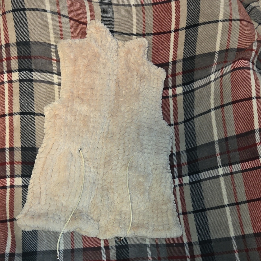 Dolce Cabo Cream Fuzzy Vest